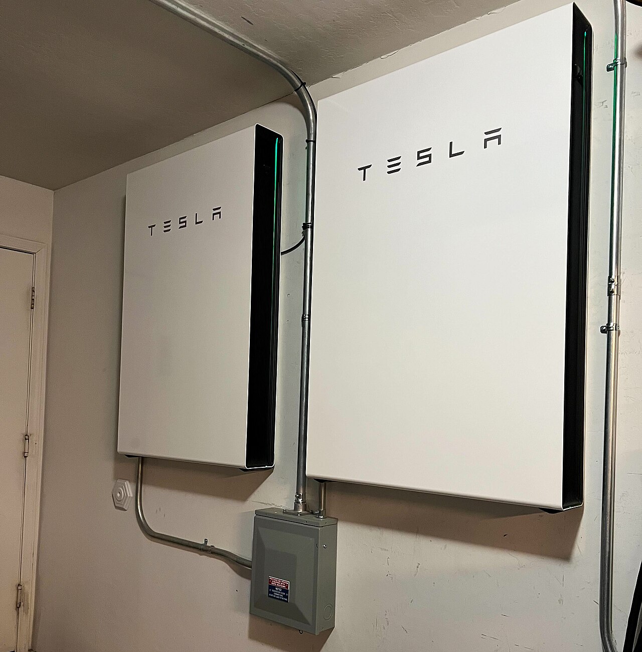 Home battery storage and inverter system mounted on wall